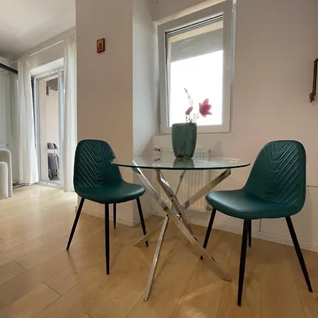 Apartment Grand Park Sapphire Iulius Mall